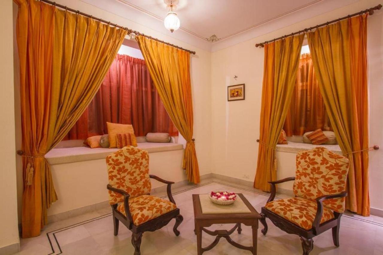 Akshay Niwas Boutique Luxury Hotel Udaipur Ngoại thất bức ảnh